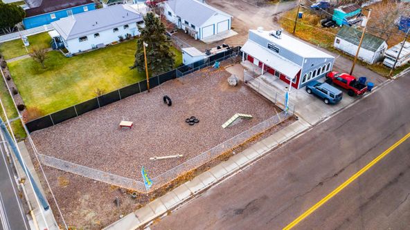 Mission Mountain Pet Service Inc.: 11 7th Ave W, Polson, MT 59860